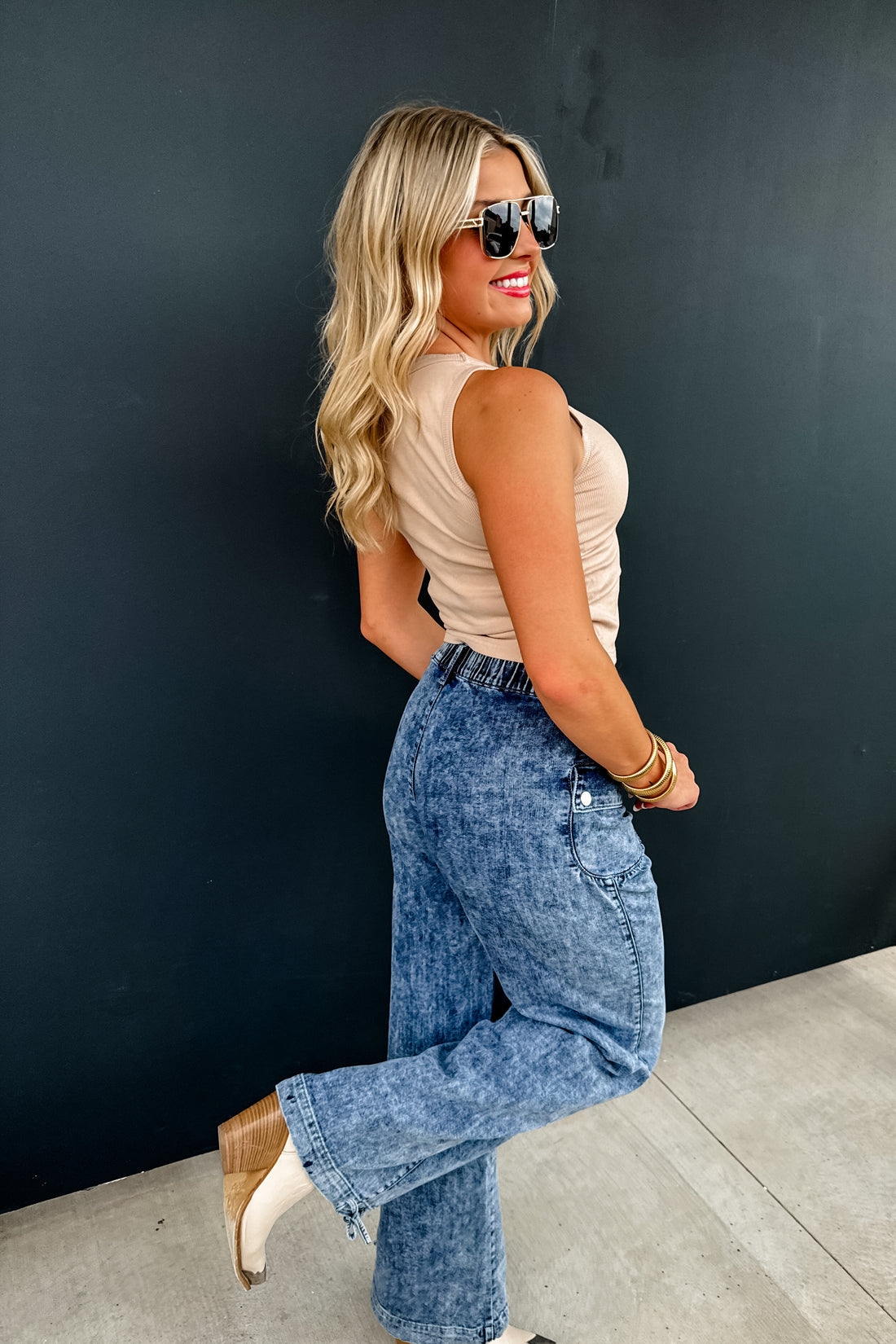 CHARLIE CINCH HEM WIDE LEG JEANS
