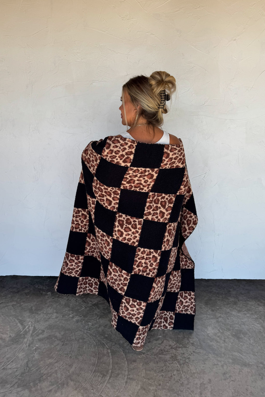 PREORDER- CHECKER CHEETAH CLOUD BLANKET