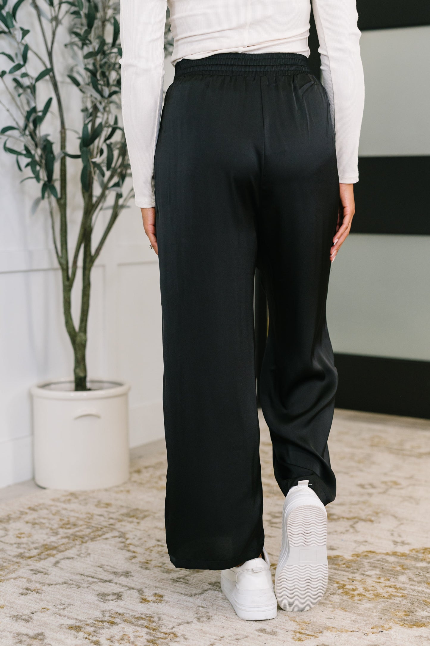 City Ease Wide Leg Bottoms in Black