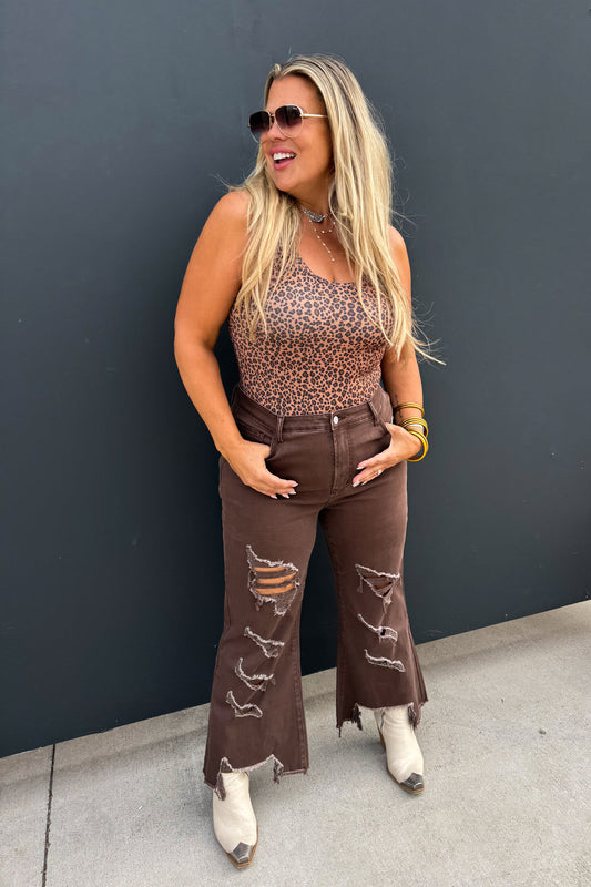 PREORDER- BROWN URBAN DISTRESSED CROP JEAN