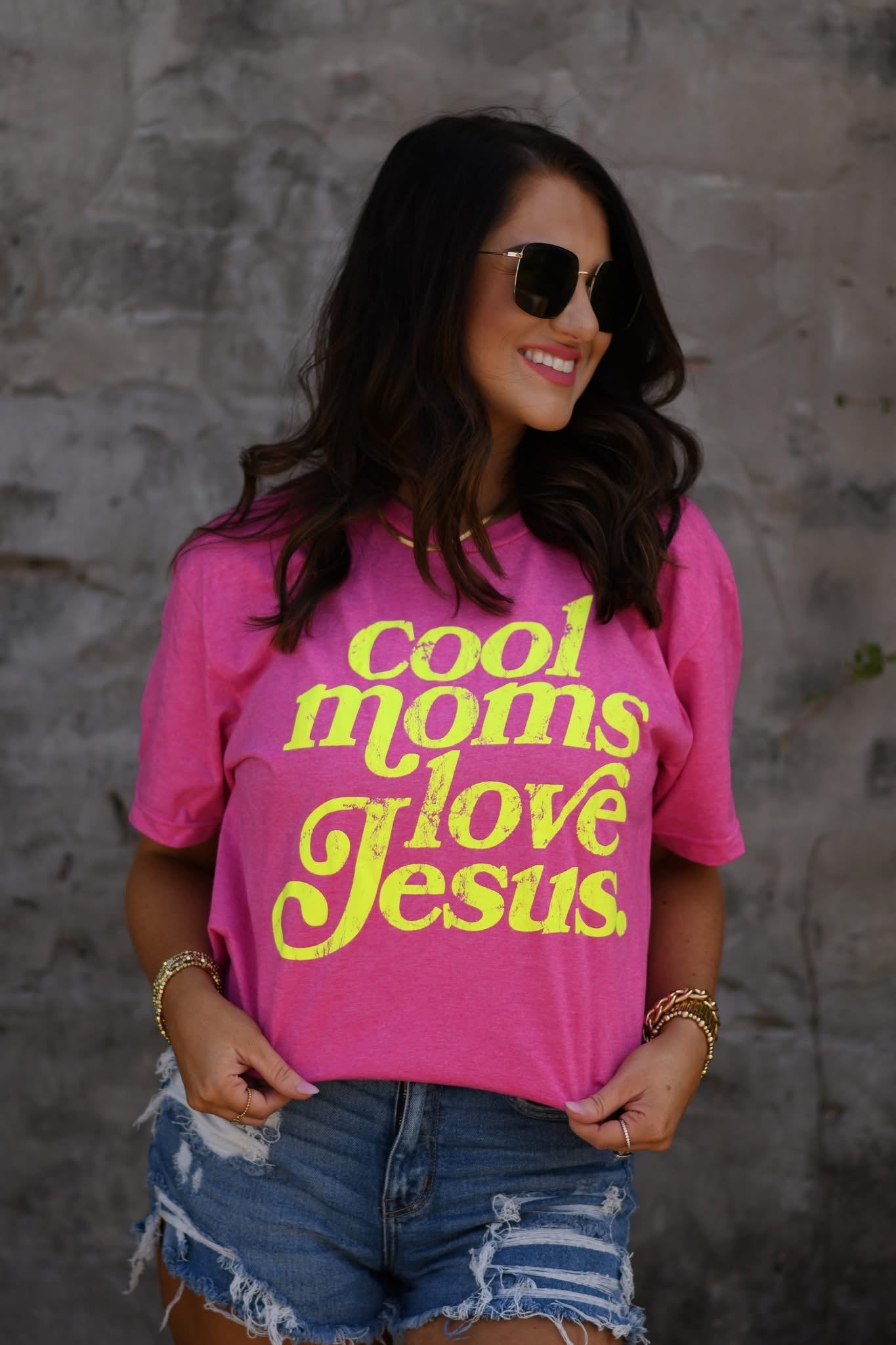 Cool Moms Loves Jesus