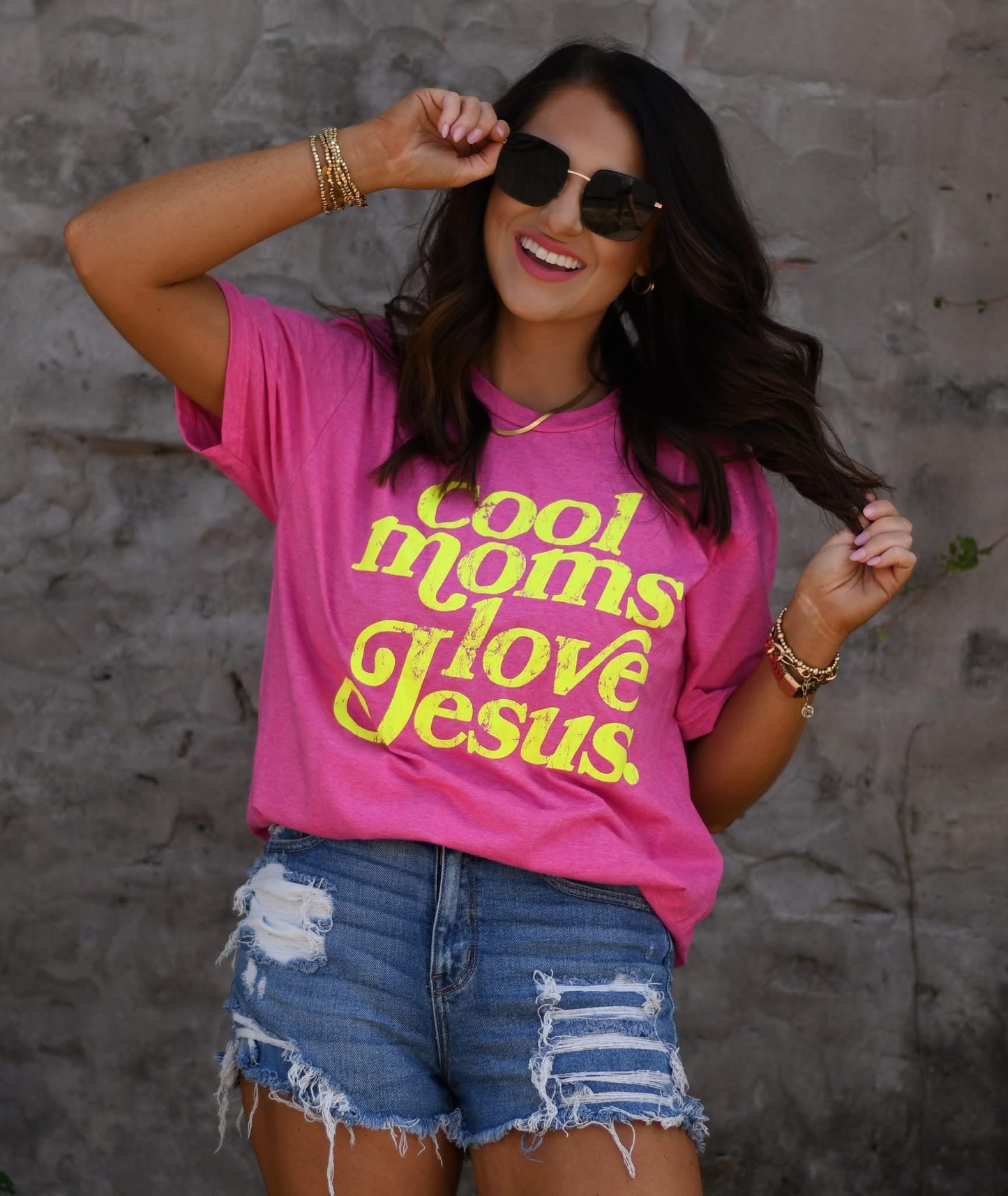 Cool Moms Loves Jesus