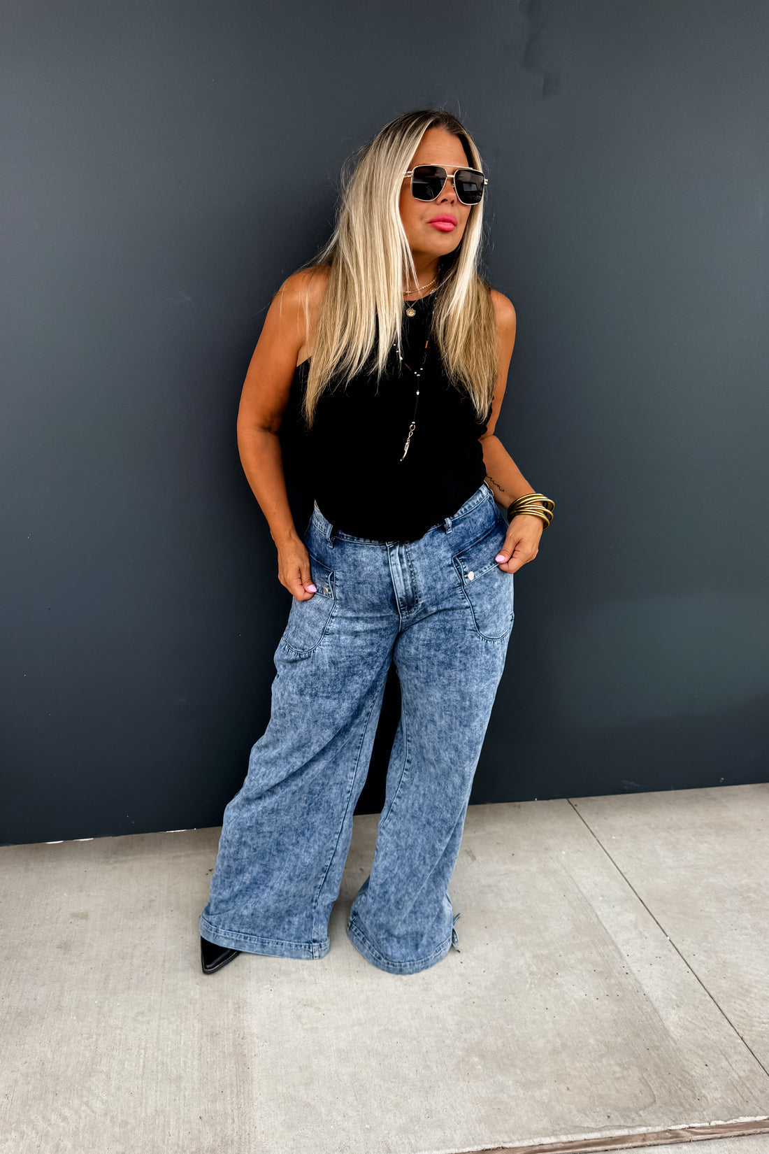 PREORDER- CHARLIE CINCH HEM WIDE LEG JEANS