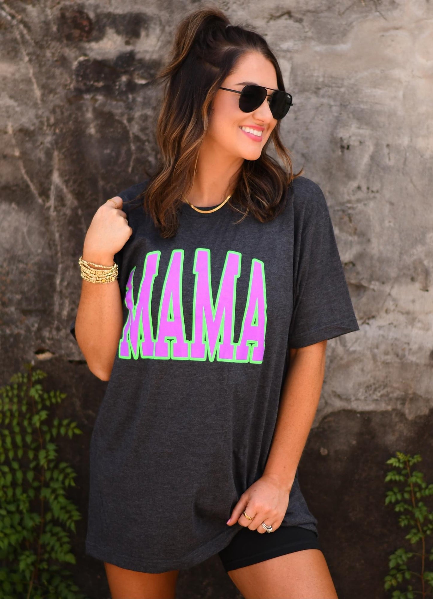 💚Neon Mama Tee💜