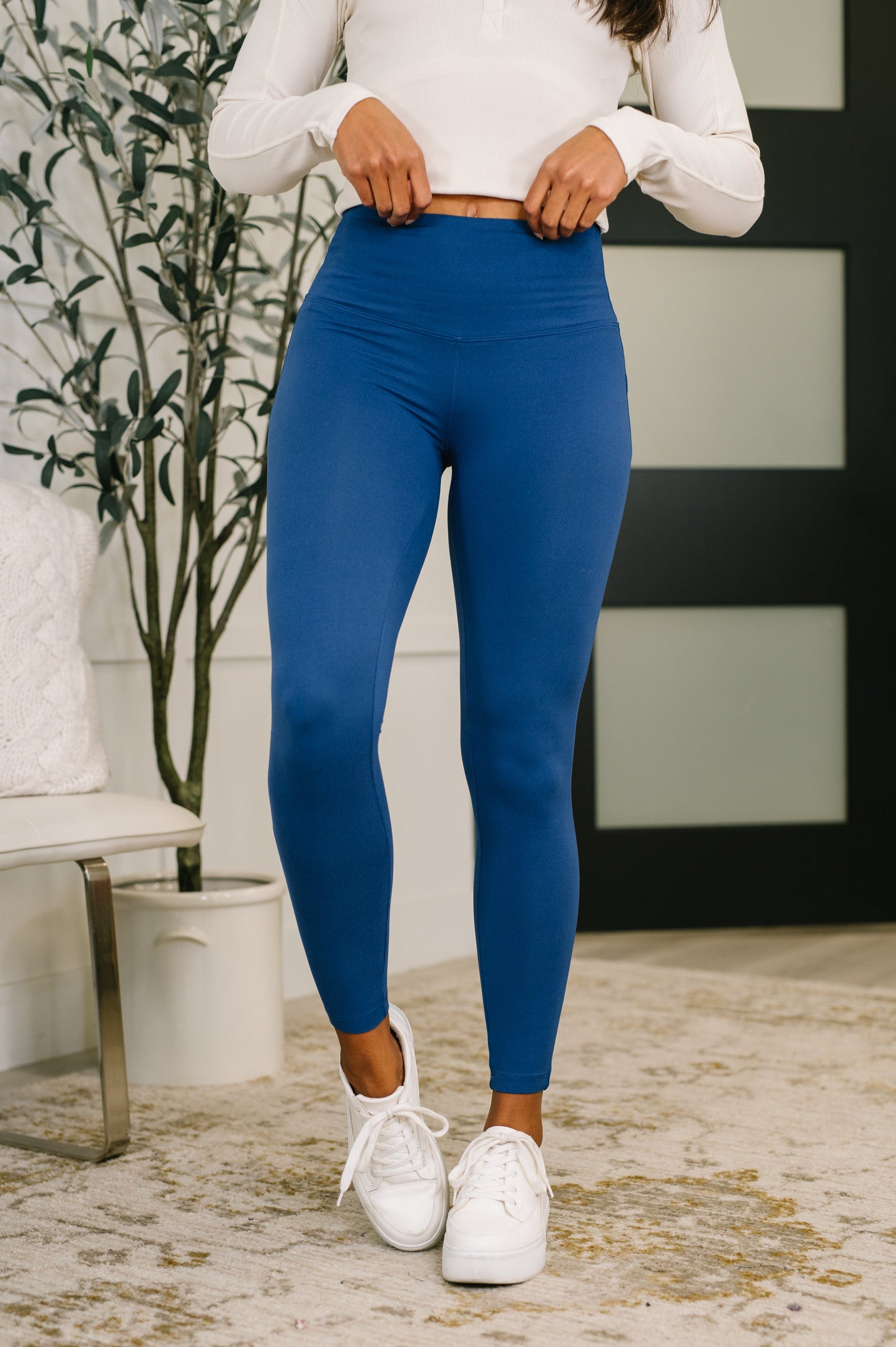 Sunday Splits High Waisted Leggings in Light Navy