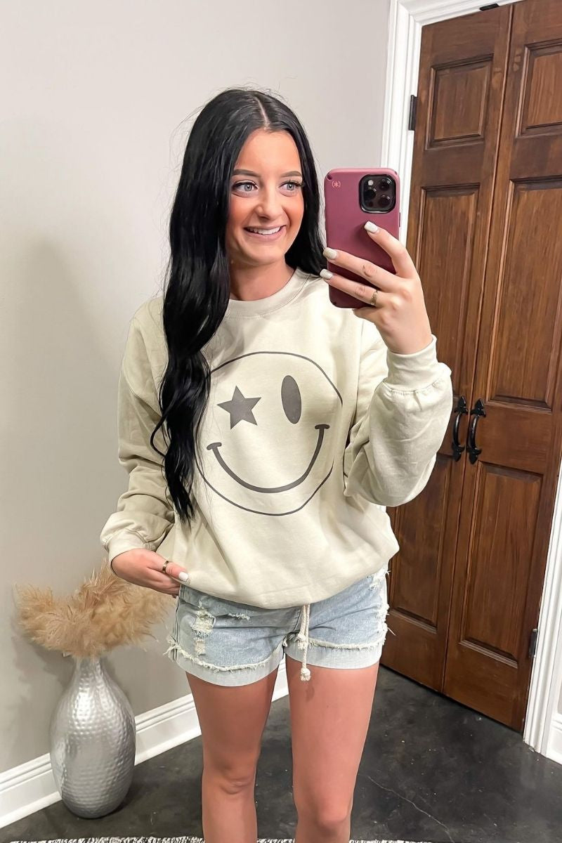 Star Smiley Sweatshirt