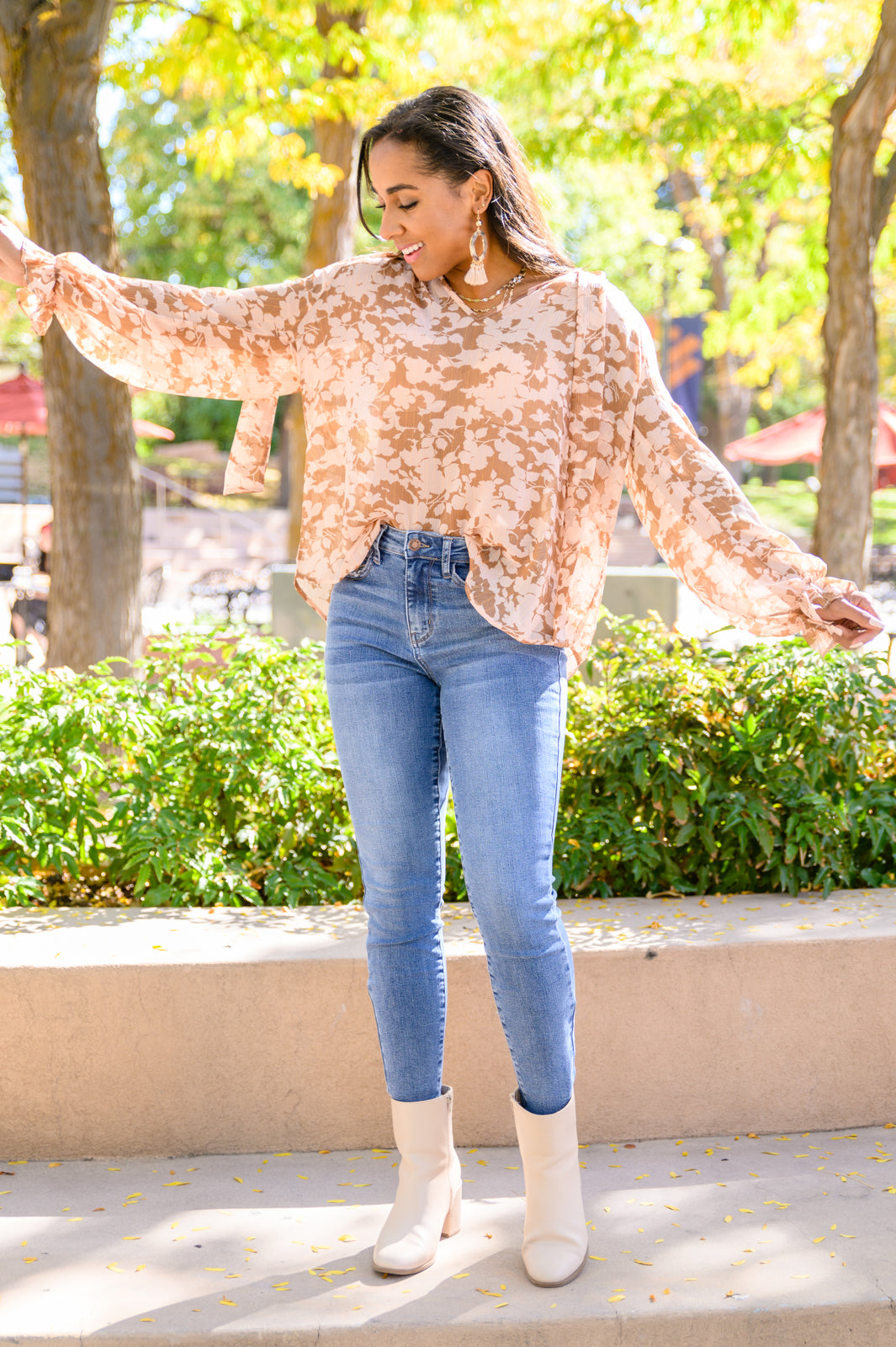 334 Boutique Floral Ties Top in Taupe